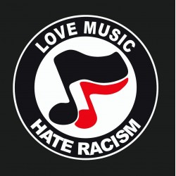Nášivka Love Music Hate Racism